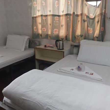 New Yan Yan Guest House Reception 9Th Floor Flat E4 E6 Hongkong Exteriér fotografie