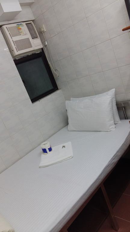New Yan Yan Guest House Reception 9Th Floor Flat E4 E6 Hongkong Exteriér fotografie